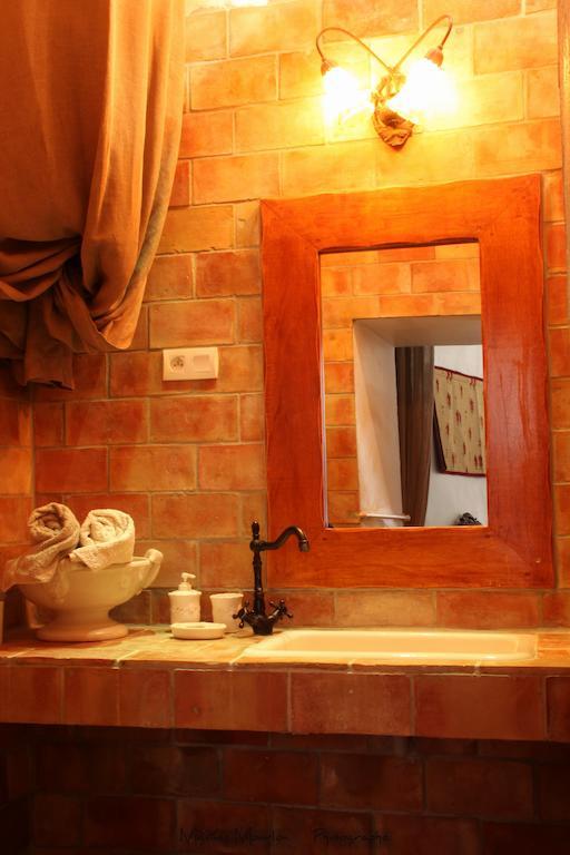 Bed and Breakfast Chateau Rosans Номер фото